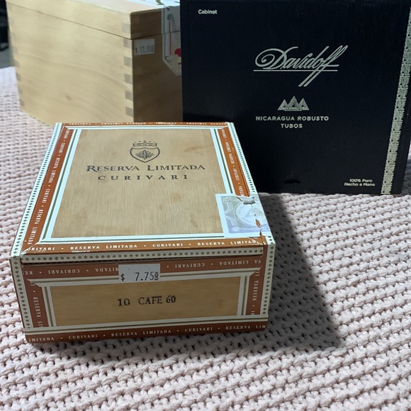 Cigar Box - empty. Use for decor storage & more - Picture 6 of 7